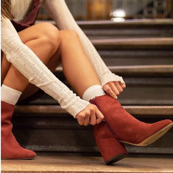 Urban Outfitters Shoes - Urban Outfitters Suede Booties